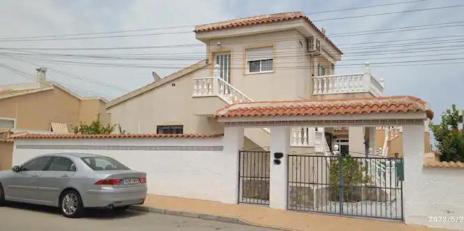 Lovely Detached 3 Bedroom Villa, Communal Pool In Quesada Ciudad Quesada